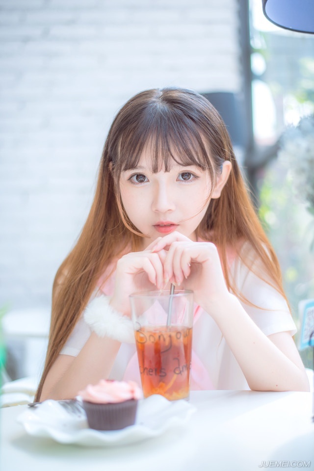 “不错。”孟达颔首道。